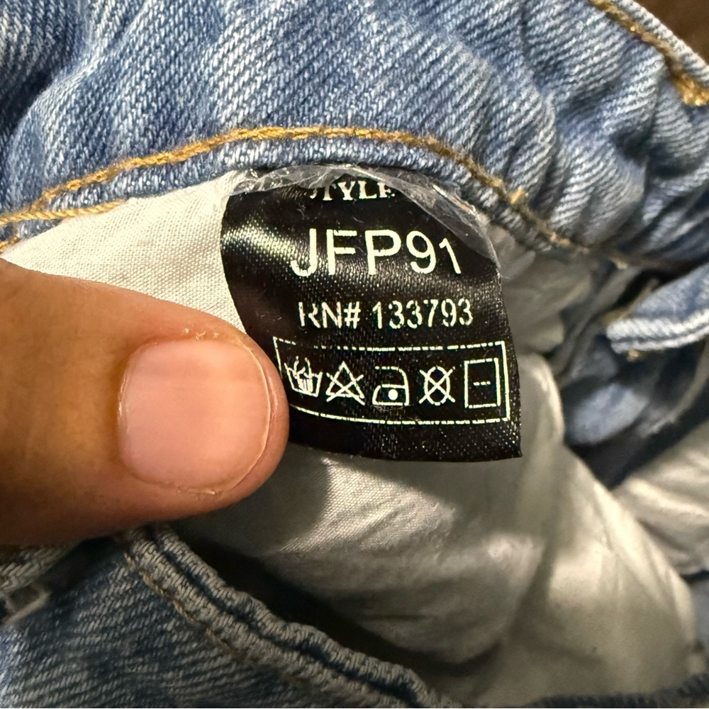 POL Patchwork Cropped Jeans Women's Medium Frayed… - image 4